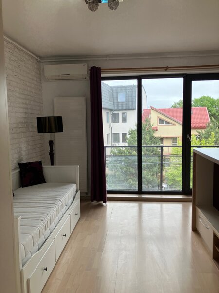 Bucurestii Noi- Parc Izbiceni- garsoniera open space,2/3,lift,modern,400€