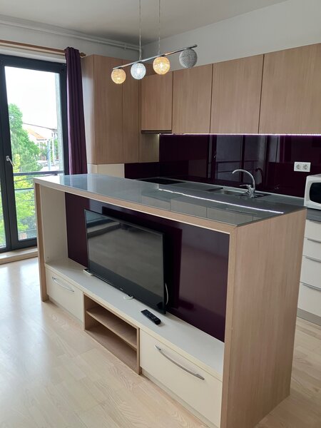 Bucurestii Noi- Parc Izbiceni- garsoniera open space,2/3,lift,modern,400€