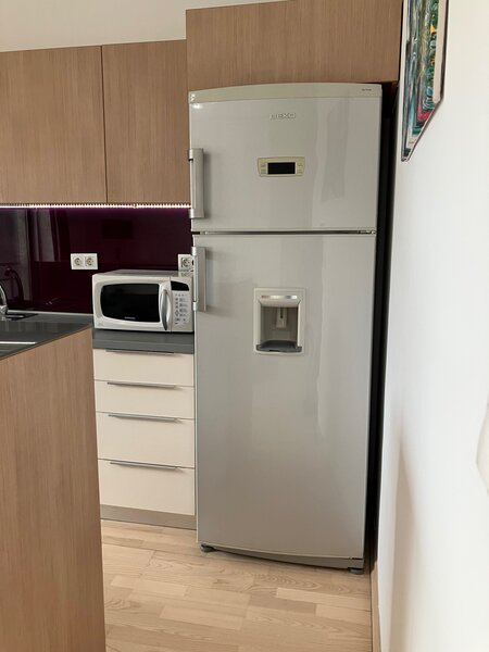Bucurestii Noi- Parc Izbiceni- garsoniera open space,2/3,lift,modern,400€