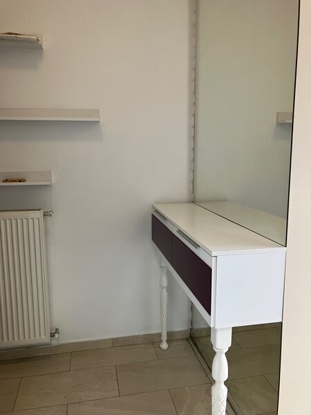 Bucurestii Noi- Parc Izbiceni- garsoniera open space,2/3,lift,modern,400€