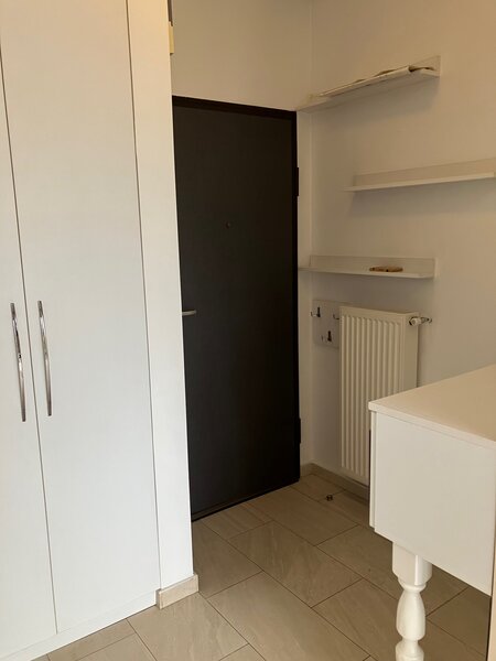 Bucurestii Noi- Parc Izbiceni- garsoniera open space,2/3,lift,modern,400€