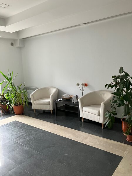 Bucurestii Noi- Parc Izbiceni- garsoniera open space,2/3,lift,modern,400€